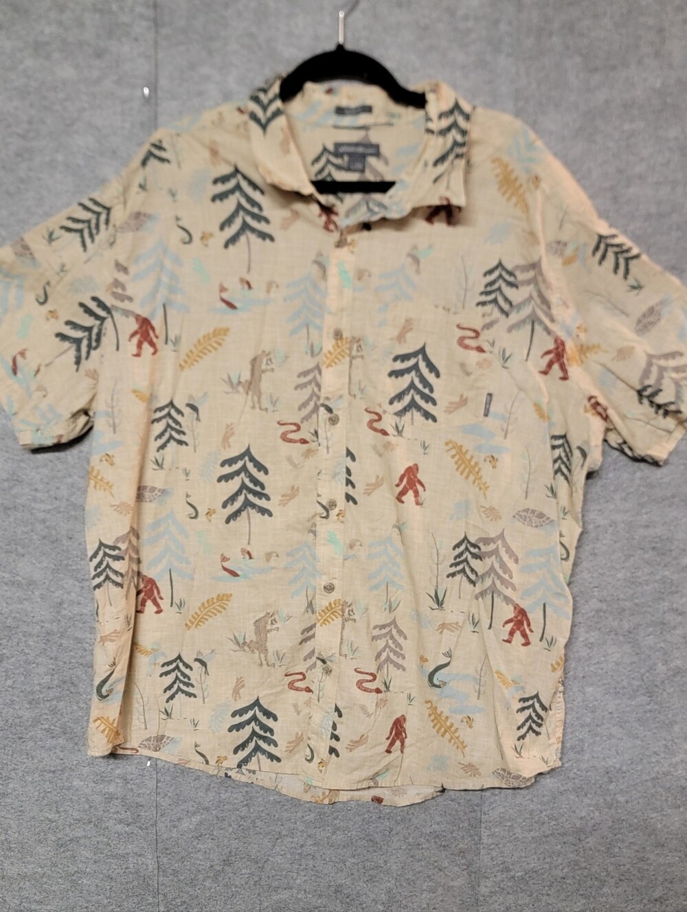 Eddie Bauer Short Sleeve Big Foot Button Down Size 2xl